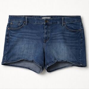 142 Torrid 24 3X Dark Blue Jean Shorts